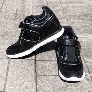 GUESS black heeled sneakers with Velcro straps